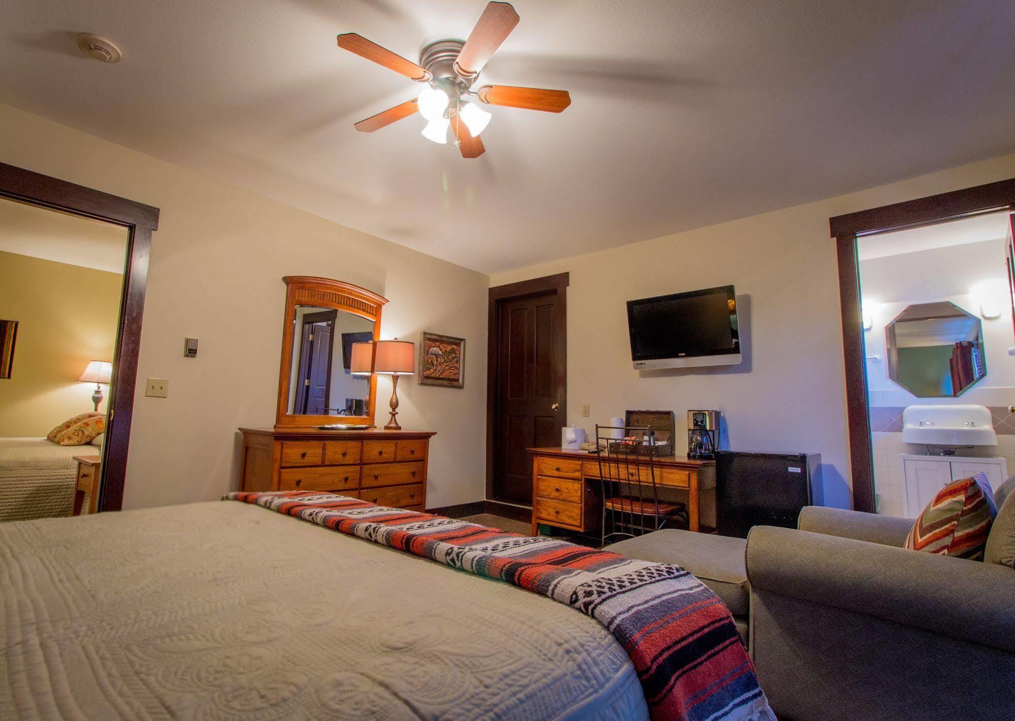 Marys Lake Lodge Mountain Resort And Condos Estes Park Esterno foto